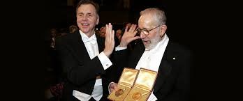 Barry Marshall et Robin Warren recevant le Prix Nobel de Médecine 2005